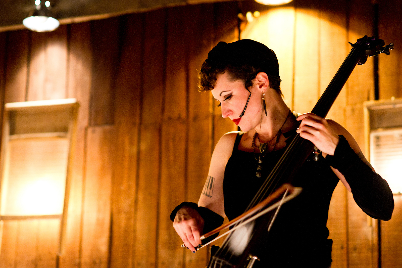 Unwoman at the Symposium