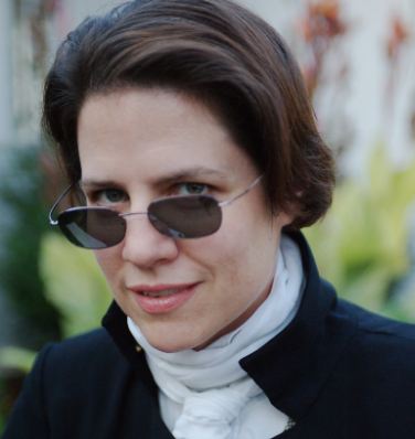 Capture Darcy sunglasses small